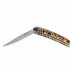 Laguiole design knife with burgundy cinnamon handle