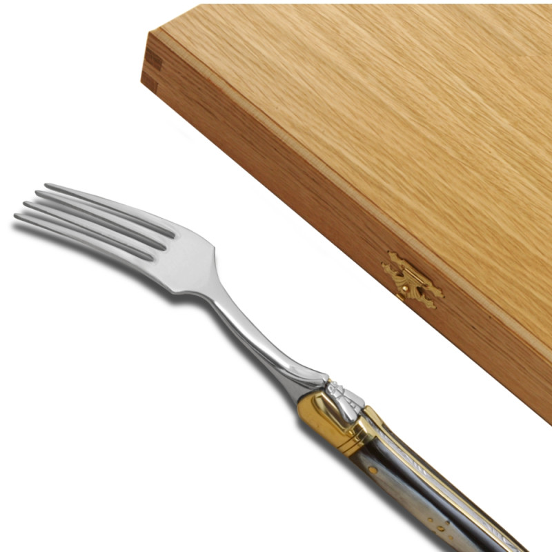 Set of laguiole forks with light and black horn handle