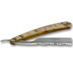7/8 Iforge Razor with ram’s horn handle with mahogany box