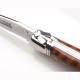 couteau Laguiole en bois d'amourette avec fermeture à pression avec ressort en gros plan - Image 746